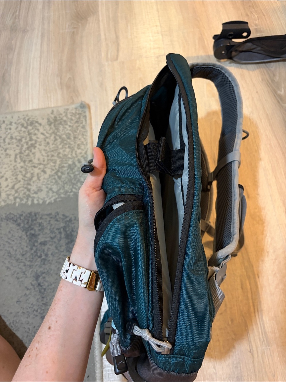 Eddie Bauer Teal and Light Blue Backpack with Yellow Accents - Picture 7 of 7